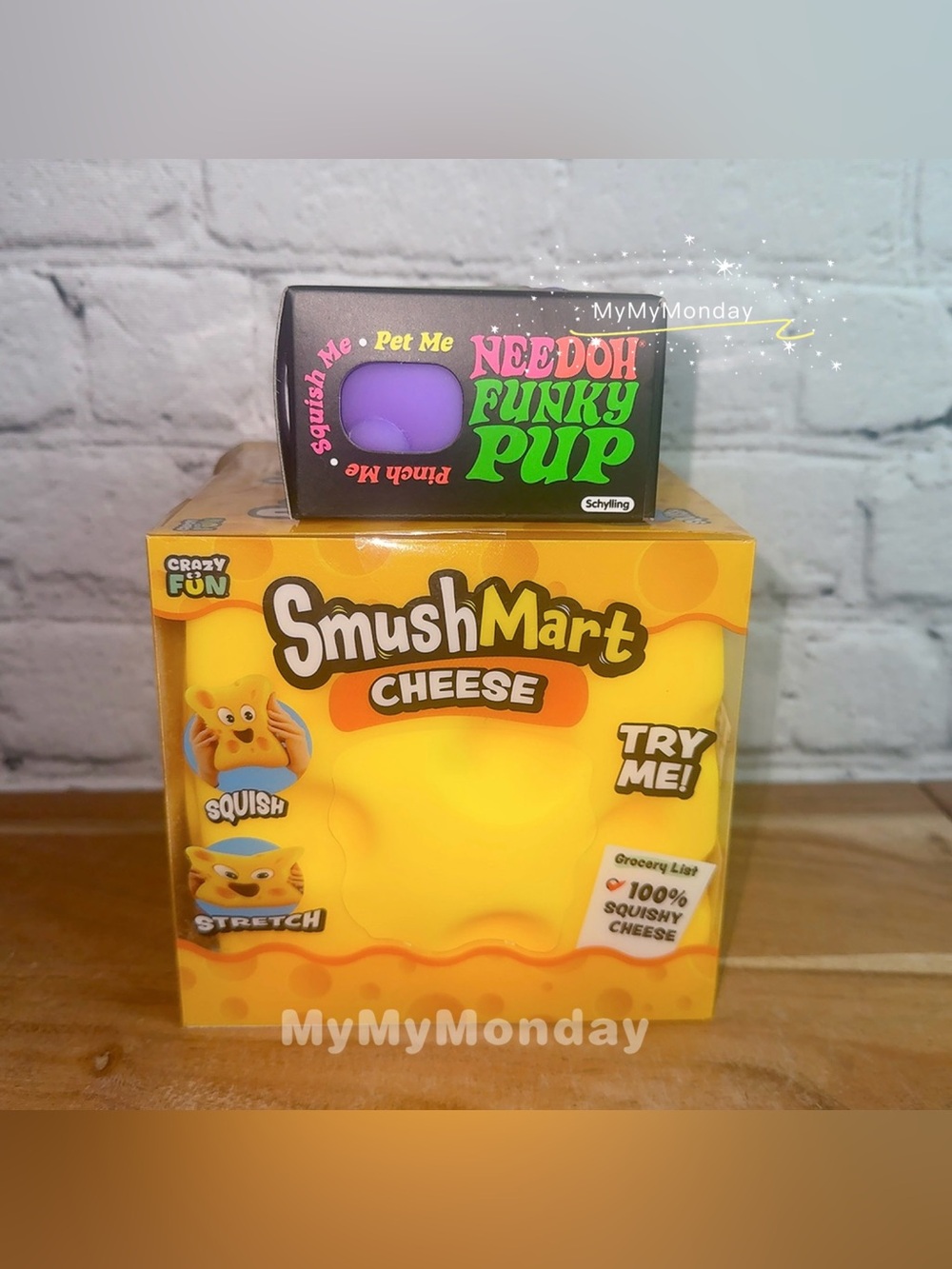 NeeDoh Funky Pup and Smushmart Squeezy Cheese Squishy Toy Bundle - Picture 4 of 8